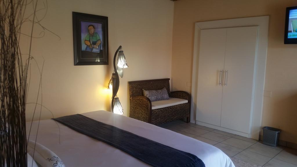African Phoenix Guest Lodge Johannesburg Eksteriør bilde