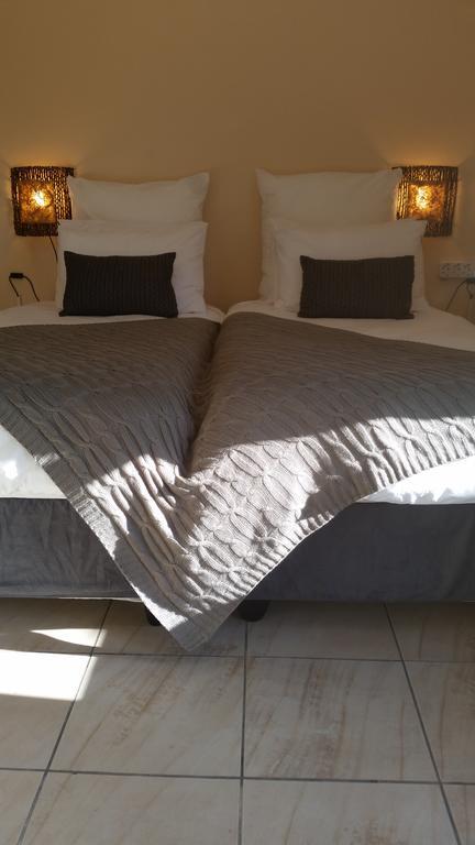 African Phoenix Guest Lodge Johannesburg Eksteriør bilde