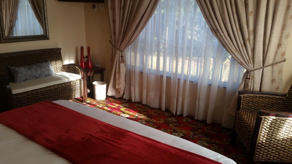 African Phoenix Guest Lodge Johannesburg Eksteriør bilde